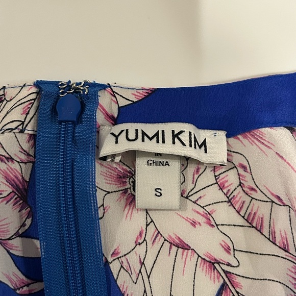 Yumi Kim Liz Romper in Tahiti Sunrise Royal Blue - Picture 3 of 10